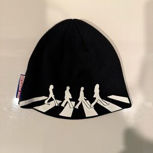 The Beatles Abbey Road Black Knit Beanie Hat Cuff Ski Cap Apple Tag